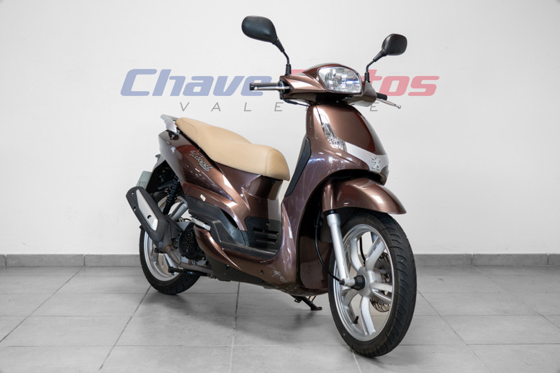 PEUGEOT - TWEET 125 - VALENCE