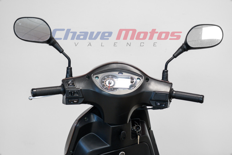 PEUGEOT - TWEET 125 - VALENCE