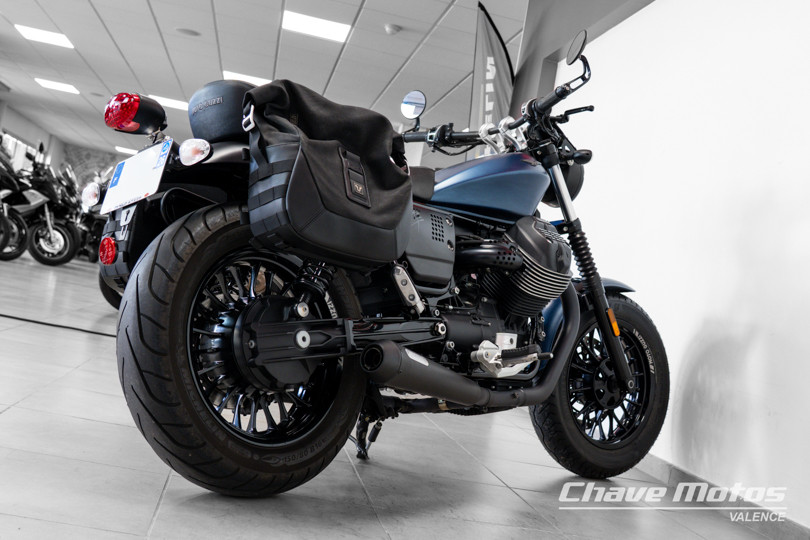 MOTO GUZZI - V9 BOBBER ABS - VALENCE