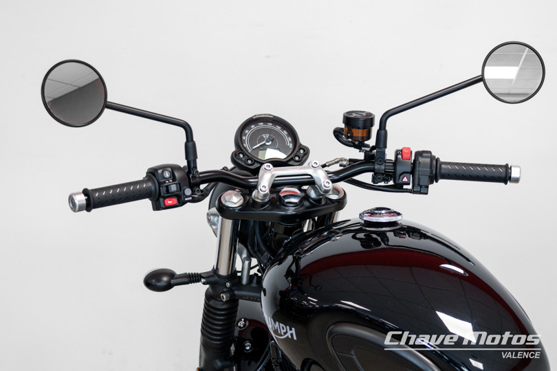 TRIUMPH - STREET TWIN 900 - VALENCE