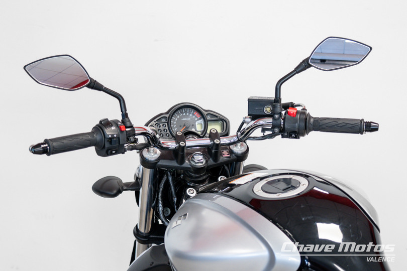 SUZUKI - SFV 650 GLADIUS - VALENCE