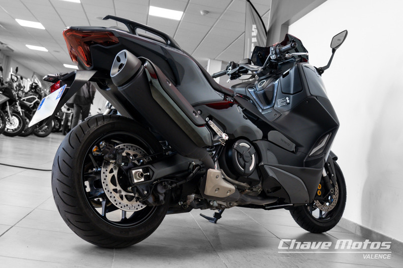 YAMAHA - XP 560  T-MAX TECH MAX 560 - VALENCE
