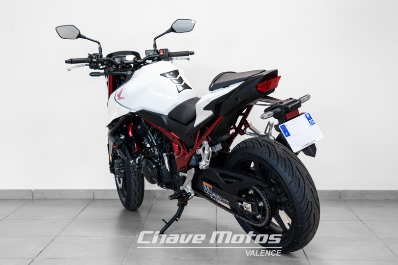 HONDA  - CB 750 AP HORNET 750 - VALENCE