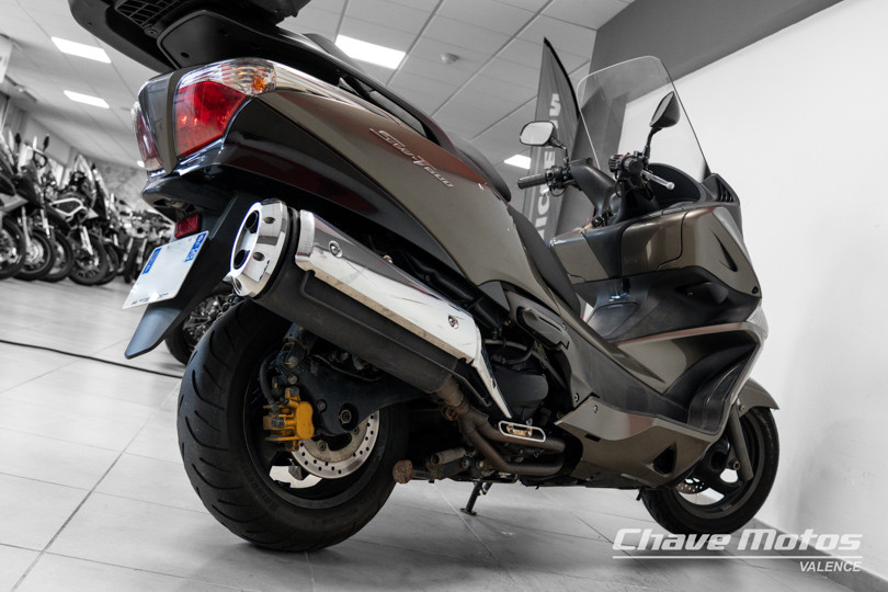 HONDA - SWT600 - FJS 600 D ABS - A RESTAURER - VALENCE