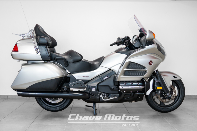 HONDA - GL1800 GOLDWING - VALENCE