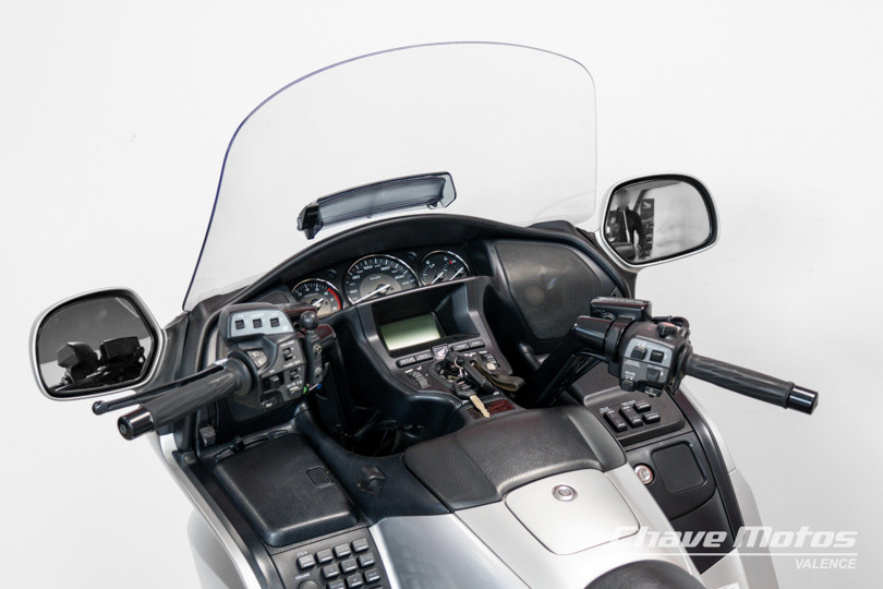HONDA - GL1800 GOLDWING - VALENCE