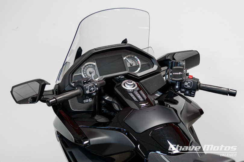 HONDA  - GL1800 GOLDWING - VALENCE