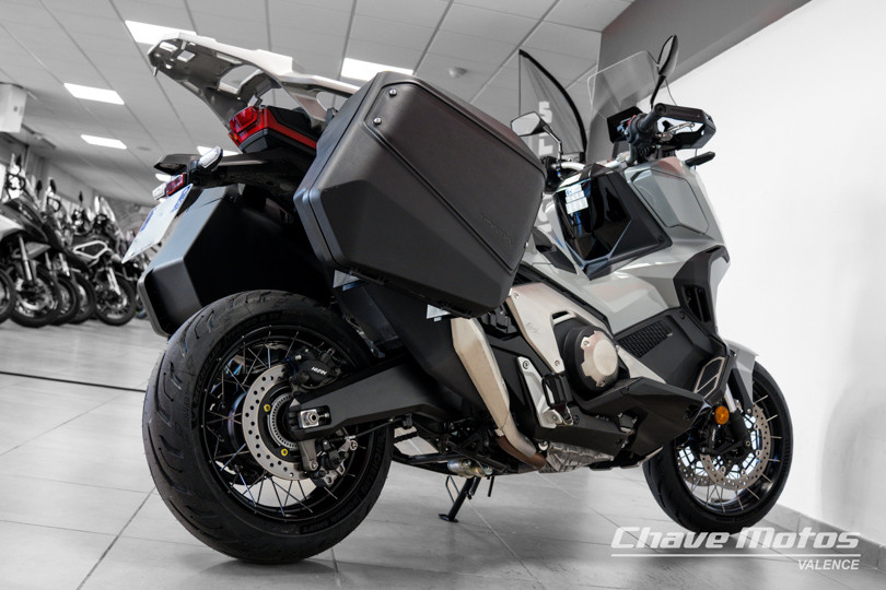 HONDA - X-ADV 750 - VALENCE