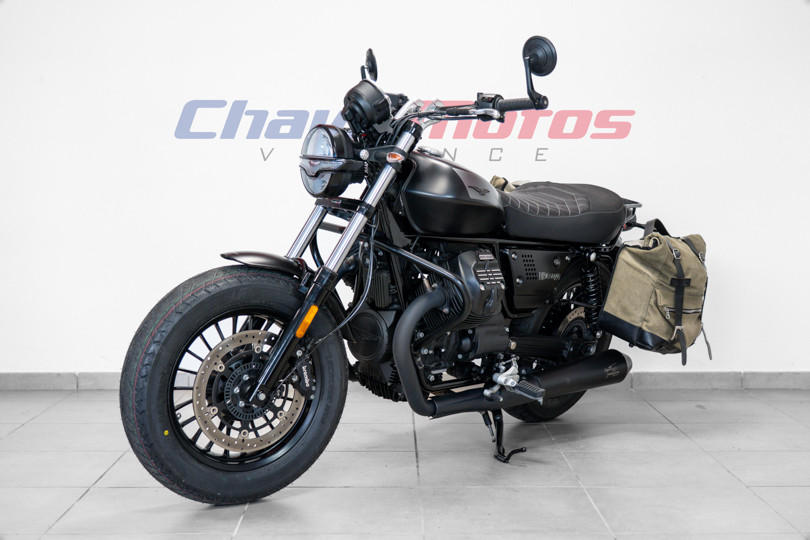MOTO GUZZI - V9 BOBBER - VALENCE