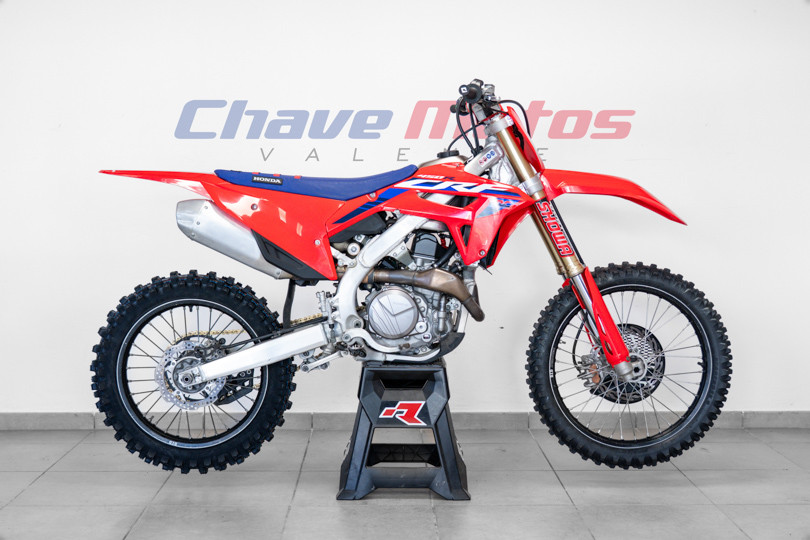 YAMAHA XSR 700 FAB MOTOS  CHALONS EN CHAMPAGNE 