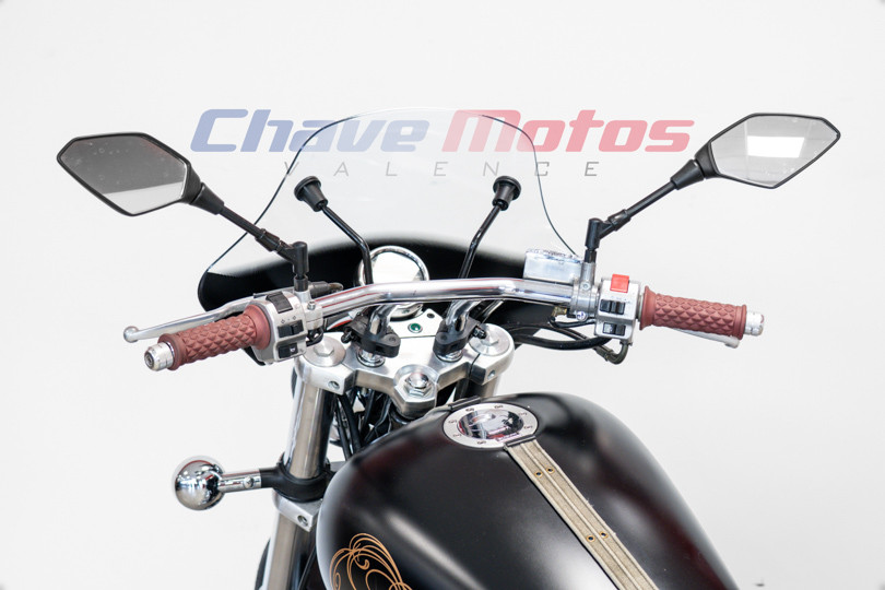 SUZUKI - MARAUDER 800 - VALENCE