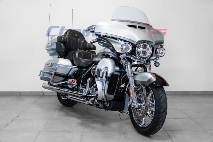 HARLEY DAVIDSON - CVO ELECTRA GLIDE ULTRA LIMITED - VALENCE