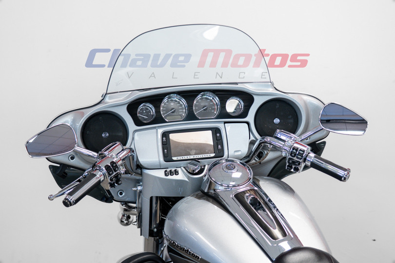 HARLEY DAVIDSON - CVO ELECTRA GLIDE ULTRA LIMITED - VALENCE