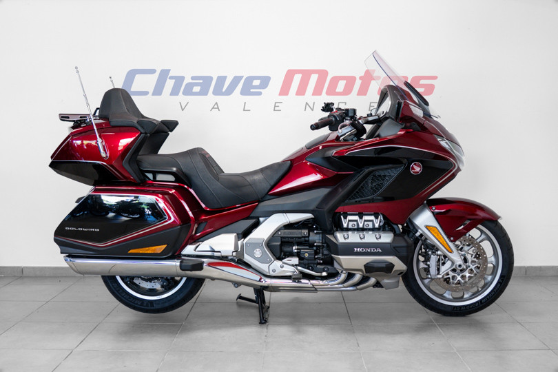 YAMAHA XP T-MAX 560 25th Anniversary ESPACE MOTO 50  AGNEAUX 