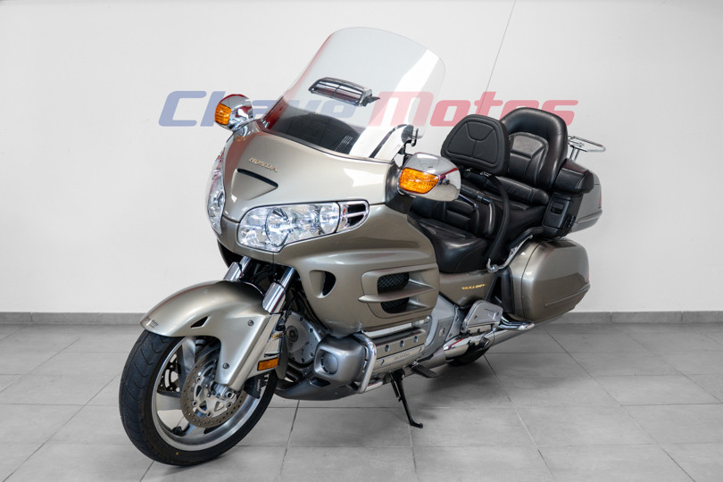 HONDA - GL1800 GOLDWING - VALENCE